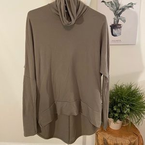 Madison & Berkeley Forrest Green Sweater